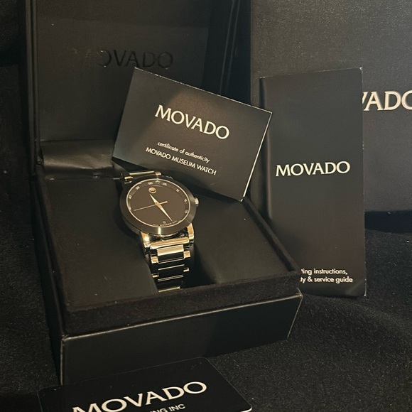 Brand new never worn Men’s Movado